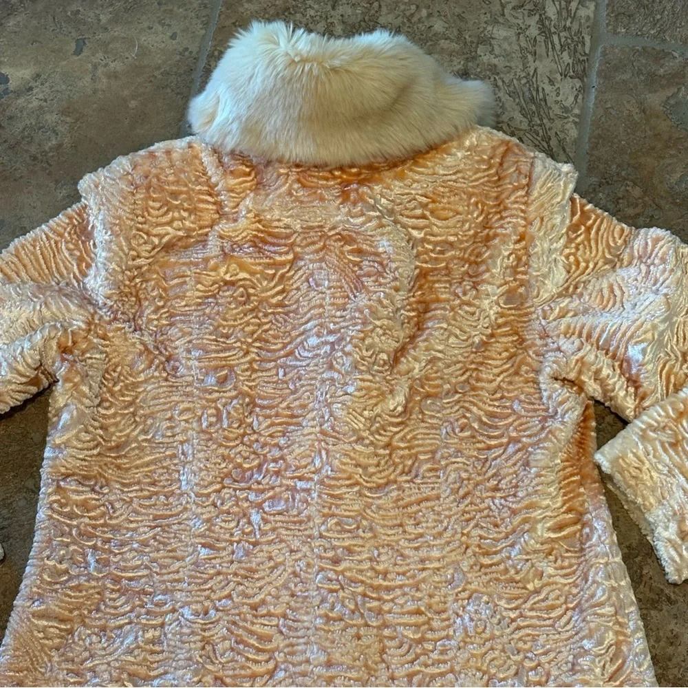 VALERIE STEVENS Orange Cream Textured Faux Fur Button Coat Size Large